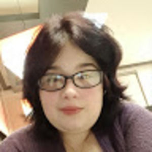 Meet your Posher, Esther